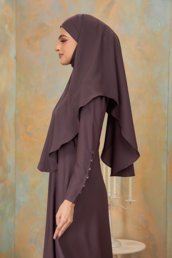 khimar-needa-darkchoc (4)