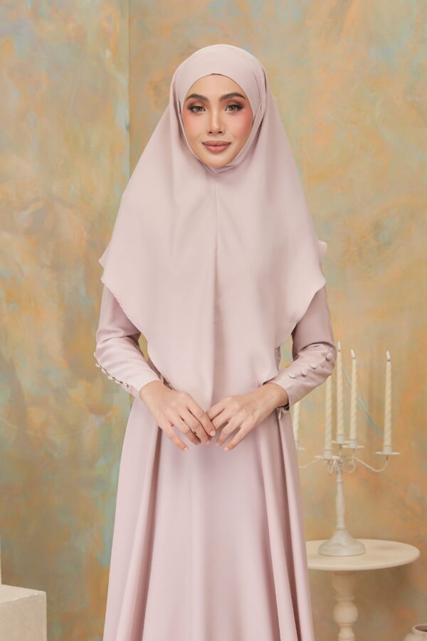 khimar-needa-sand khimar-needa-sand